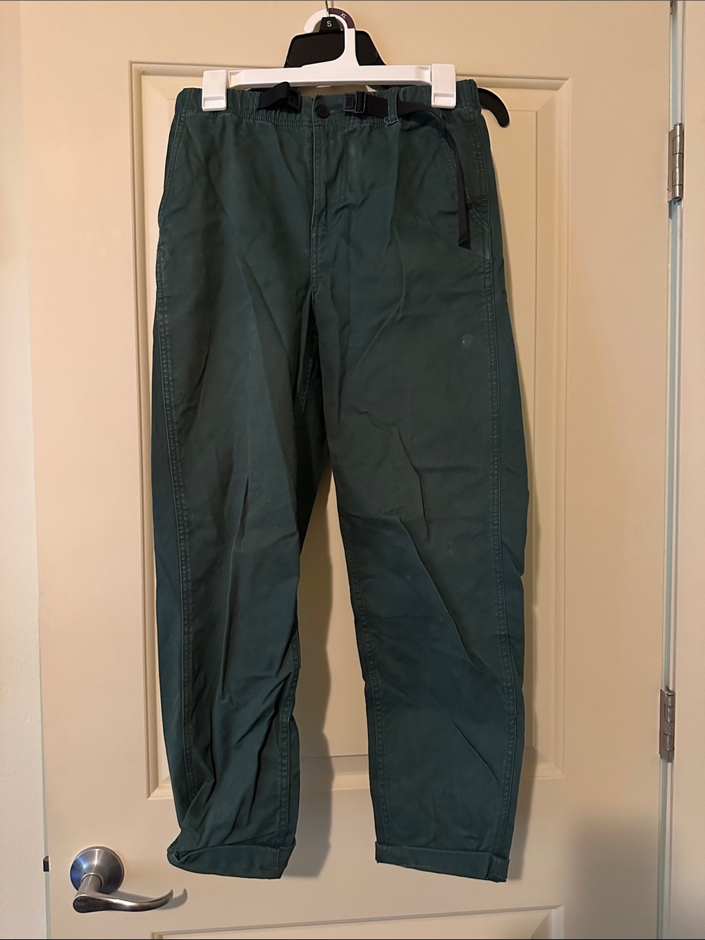 Straight-Leg Women's Pants in Forest Green